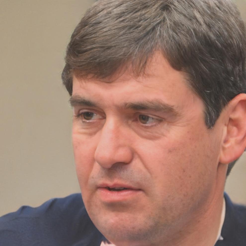 Portrait de Julien Moreau, expert en pédagogie financière